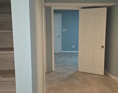 323 Lindera Court - Photo Thumbnail 53
