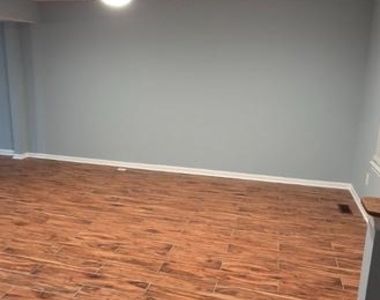 323 Lindera Court - Photo Thumbnail 2