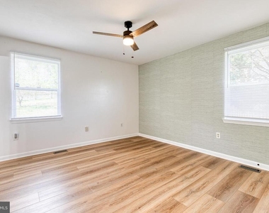 1577 Loring Court - Photo Thumbnail 15