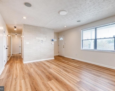 1577 Loring Court - Photo Thumbnail 5