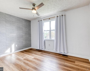 1577 Loring Court - Photo Thumbnail 22