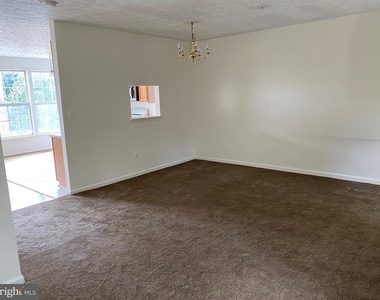 1726 Sea Pine Circle - Photo Thumbnail 3