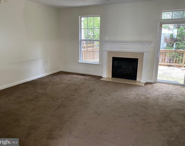 1726 Sea Pine Circle - Photo Thumbnail 2