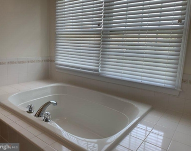 38356 Old Mill Way - Photo Thumbnail 16