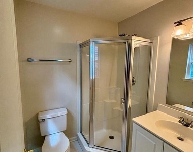 17326 King Phillip Way - Photo Thumbnail 20