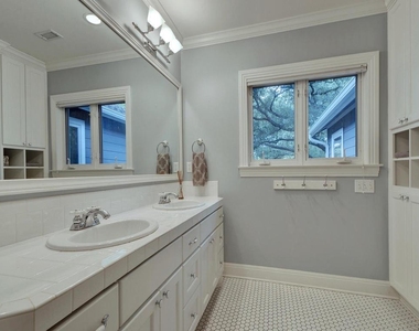 5018 Shoal Creek Blvd - Photo Thumbnail 22