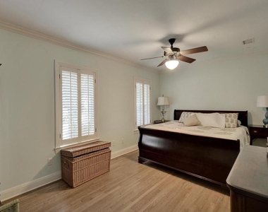 5018 Shoal Creek Blvd - Photo Thumbnail 24