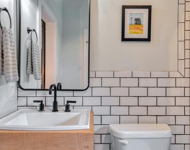 1012 Speegle St - Photo Thumbnail 18