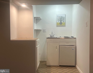 219 S Union Street - Photo Thumbnail 9