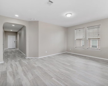131 Connor Elkins Dr - Photo Thumbnail 8