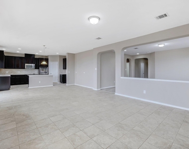 131 Connor Elkins Dr - Photo Thumbnail 11