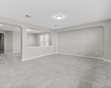 131 Connor Elkins Dr - Photo Thumbnail 10