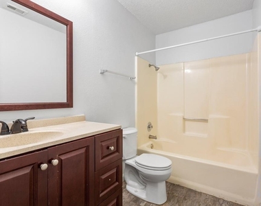 10616 Mellow Meadows Dr - Photo Thumbnail 19