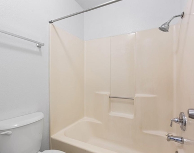 10616 Mellow Meadows Dr - Photo Thumbnail 20