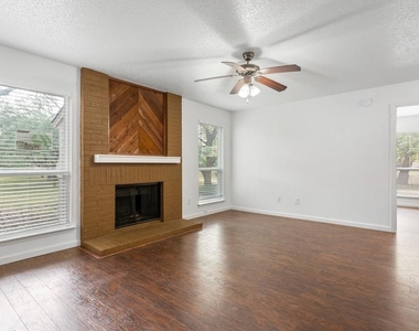 10616 Mellow Meadows Dr - Photo Thumbnail 6