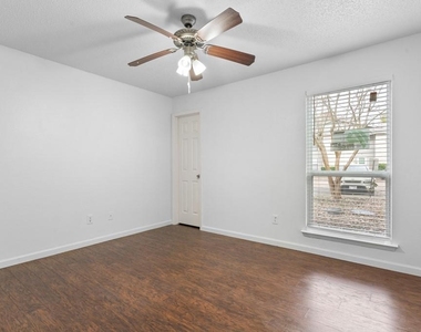 10616 Mellow Meadows Dr - Photo Thumbnail 18