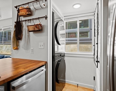 1439 Chapin Street Nw - Photo Thumbnail 5