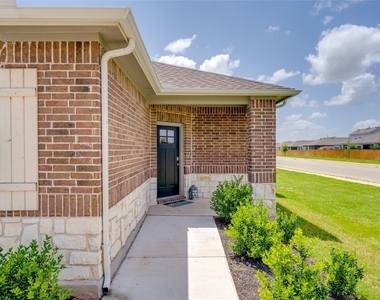 102 Rainmaker Cv - Photo Thumbnail 28