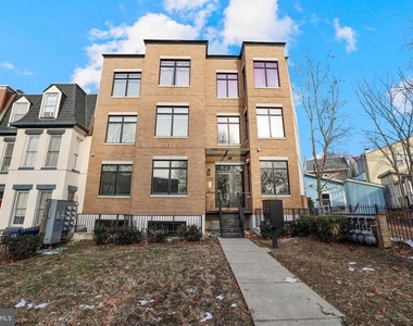 1220 Potomac Avenue Se - Photo Thumbnail 18