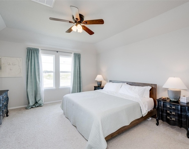 7948 Castelardo Pl - Photo Thumbnail 18
