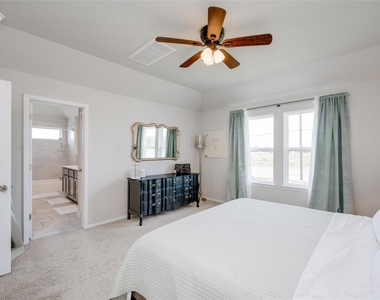 7948 Castelardo Pl - Photo Thumbnail 3