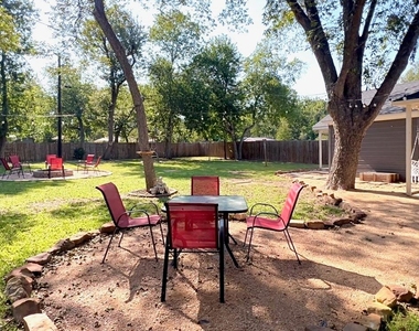 1707 Lexington St - Photo Thumbnail 1