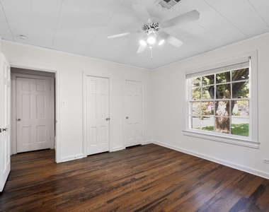 1707 Lexington St - Photo Thumbnail 16