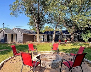 1707 Lexington St - Photo Thumbnail 22