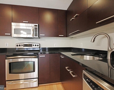 1010 Massachusetts Avenue Nw - Photo Thumbnail 16
