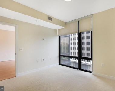 1010 Massachusetts Avenue Nw - Photo Thumbnail 3