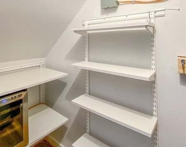 628 I Street Ne - Photo Thumbnail 4