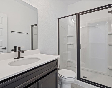309 Harbors Ln - Photo Thumbnail 11