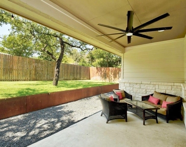 1006 Lipan Trl - Photo Thumbnail 26