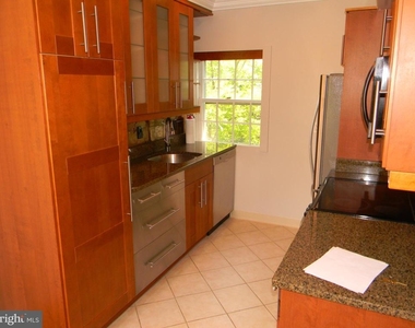3930 Langley Court Nw - Photo Thumbnail 1