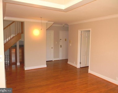 3930 Langley Court Nw - Photo Thumbnail 6