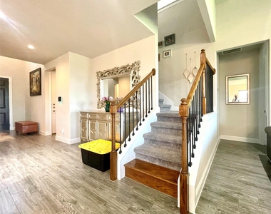 6829 Brindisi Pl - Photo Thumbnail 10