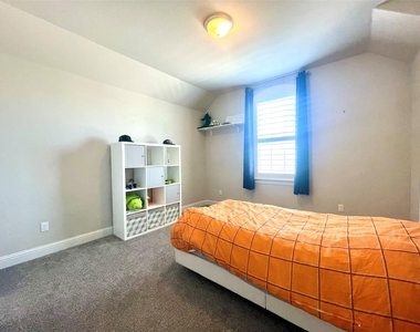 6829 Brindisi Pl - Photo Thumbnail 23