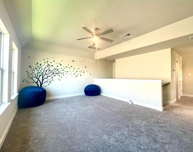 6829 Brindisi Pl - Photo Thumbnail 16