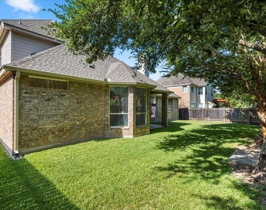 2127 Clear Lake Pl - Photo Thumbnail 34