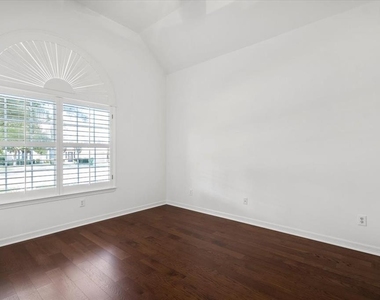 2127 Clear Lake Pl - Photo Thumbnail 25