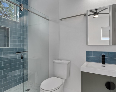 4712 Reyes St - Photo Thumbnail 17