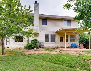 8301 Red Willow Dr - Photo Thumbnail 10