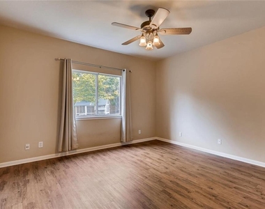 8301 Red Willow Dr - Photo Thumbnail 9