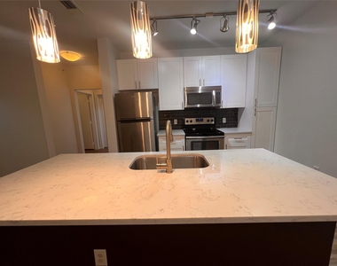 1900 Barton Springs Rd - Photo Thumbnail 13