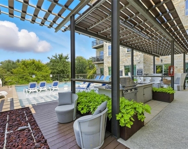 1900 Barton Springs Rd - Photo Thumbnail 29