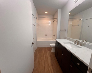 1900 Barton Springs Rd - Photo Thumbnail 18