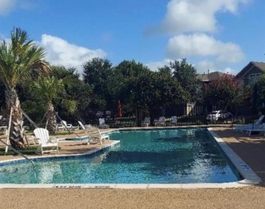 8404 Harrier Dr - Photo Thumbnail 11