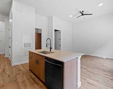 4510 Terry O Ln - Photo Thumbnail 5