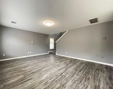 3638 Windhill Loop - Photo Thumbnail 15