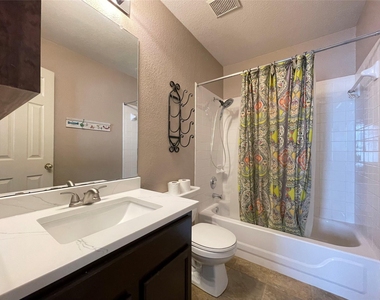 3638 Windhill Loop - Photo Thumbnail 17